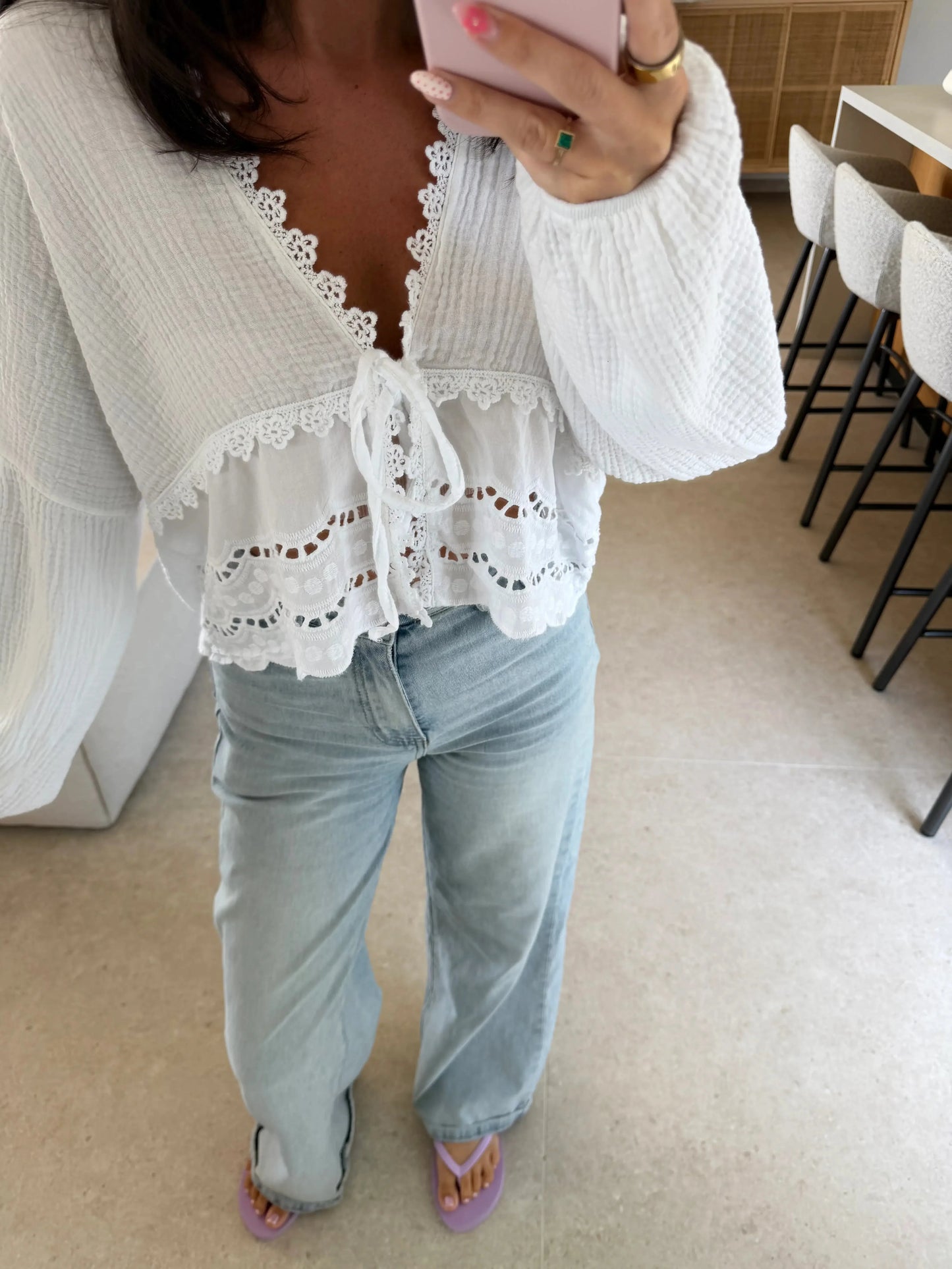Bluse mit Stickerei – Weiß