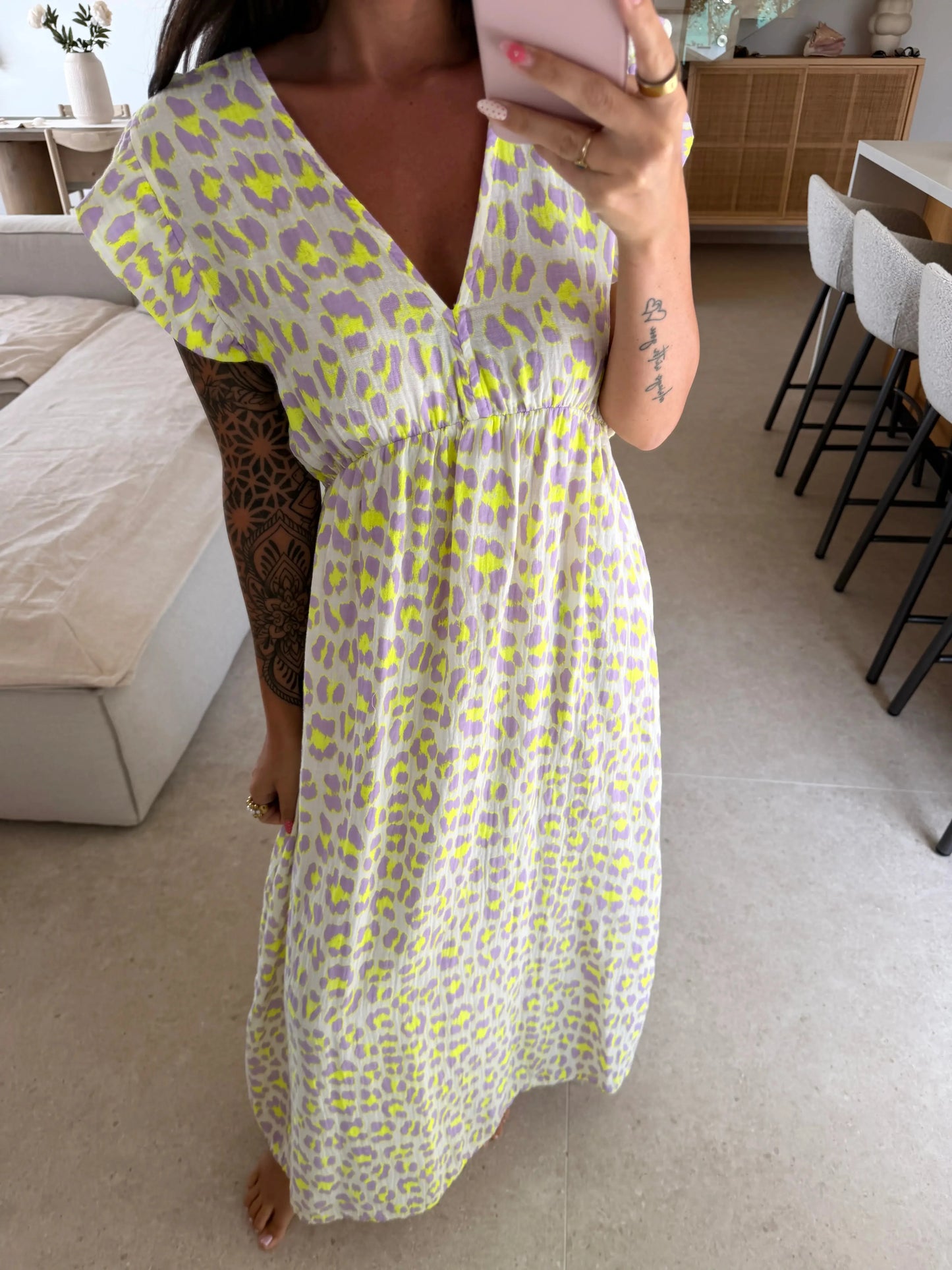 Kleid mit Leo-Print – Flieder