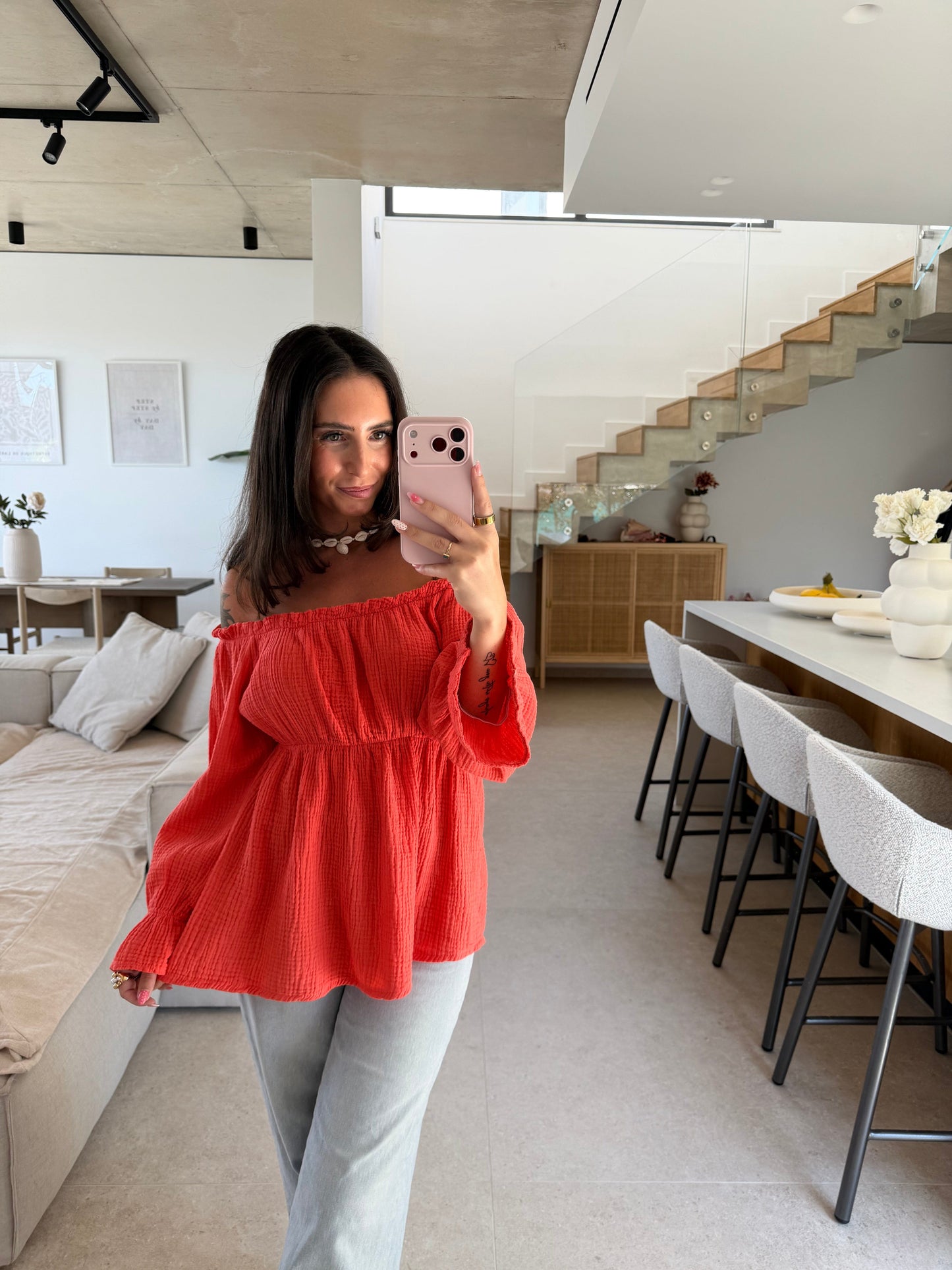 Off-Shoulder Musselin Bluse – Koralle