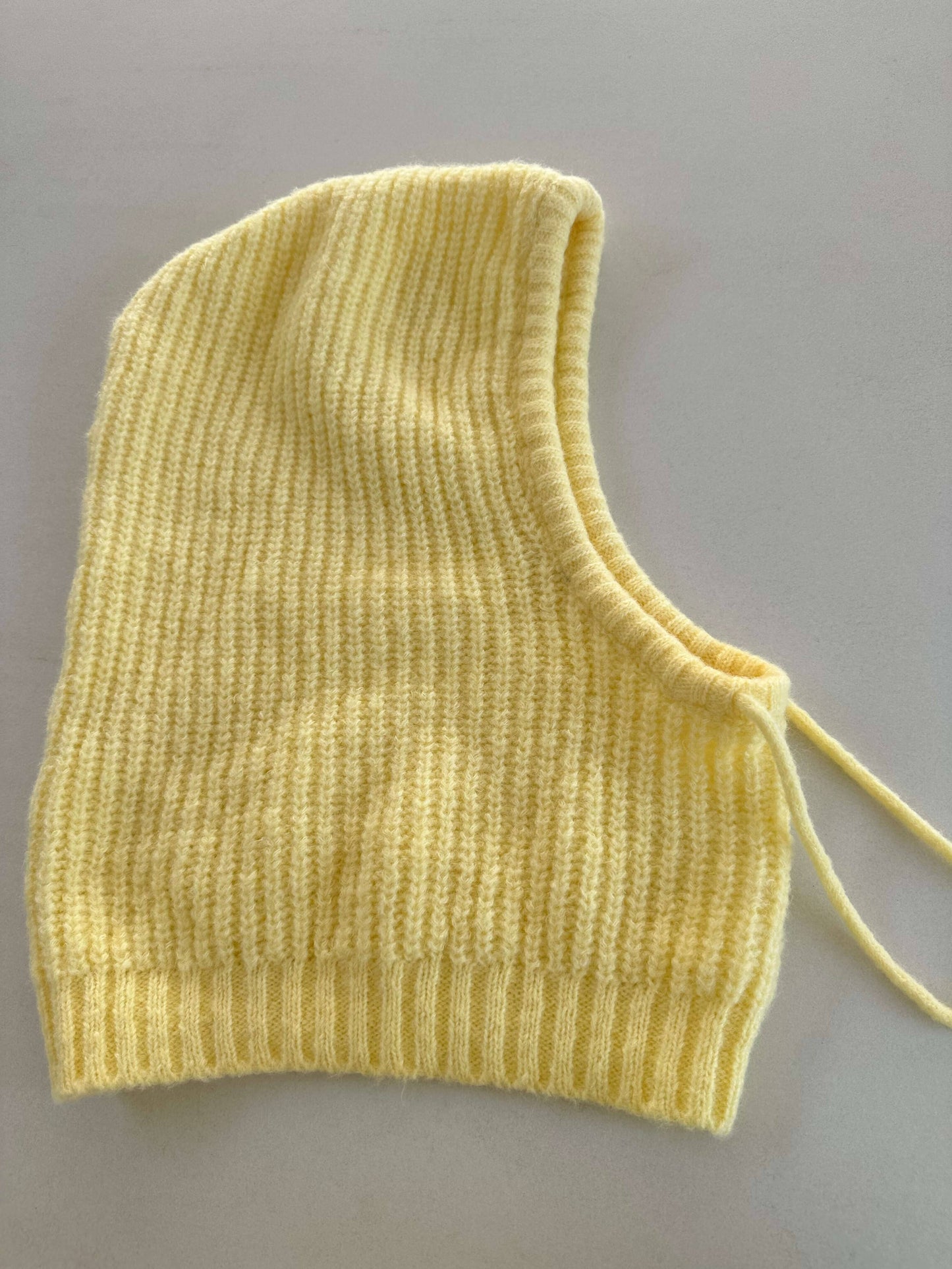 Strickpullover mit Kapuze Gelb/ Grau