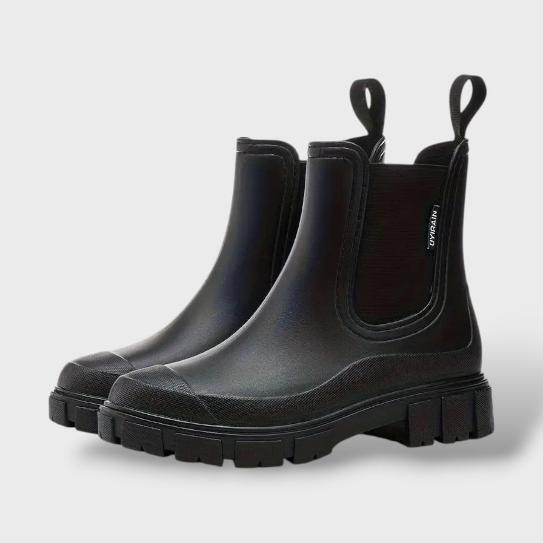 Botas de Lluvia Impermeables de Moda para Damas, botas de moda, look completo | Moda Acosta