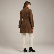 Trench de Ante + Botas Chelsea de Ante - vista trasera