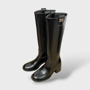 Botas Largas de Cuero con Plataforma Estilo Knight, botas de moda, vista frontal | Moda Acosta