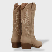 Sofía | Botas cowboy de mujer con bordado y tacón bajo, Tacones, primer plano | Moda Acosta