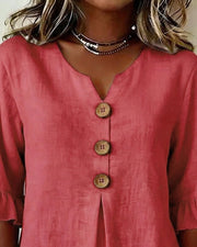 Blusa Sofía de algodón-lino lisa con botones de madera y volantes, blusa elegante, estilo puesto | Moda Acosta