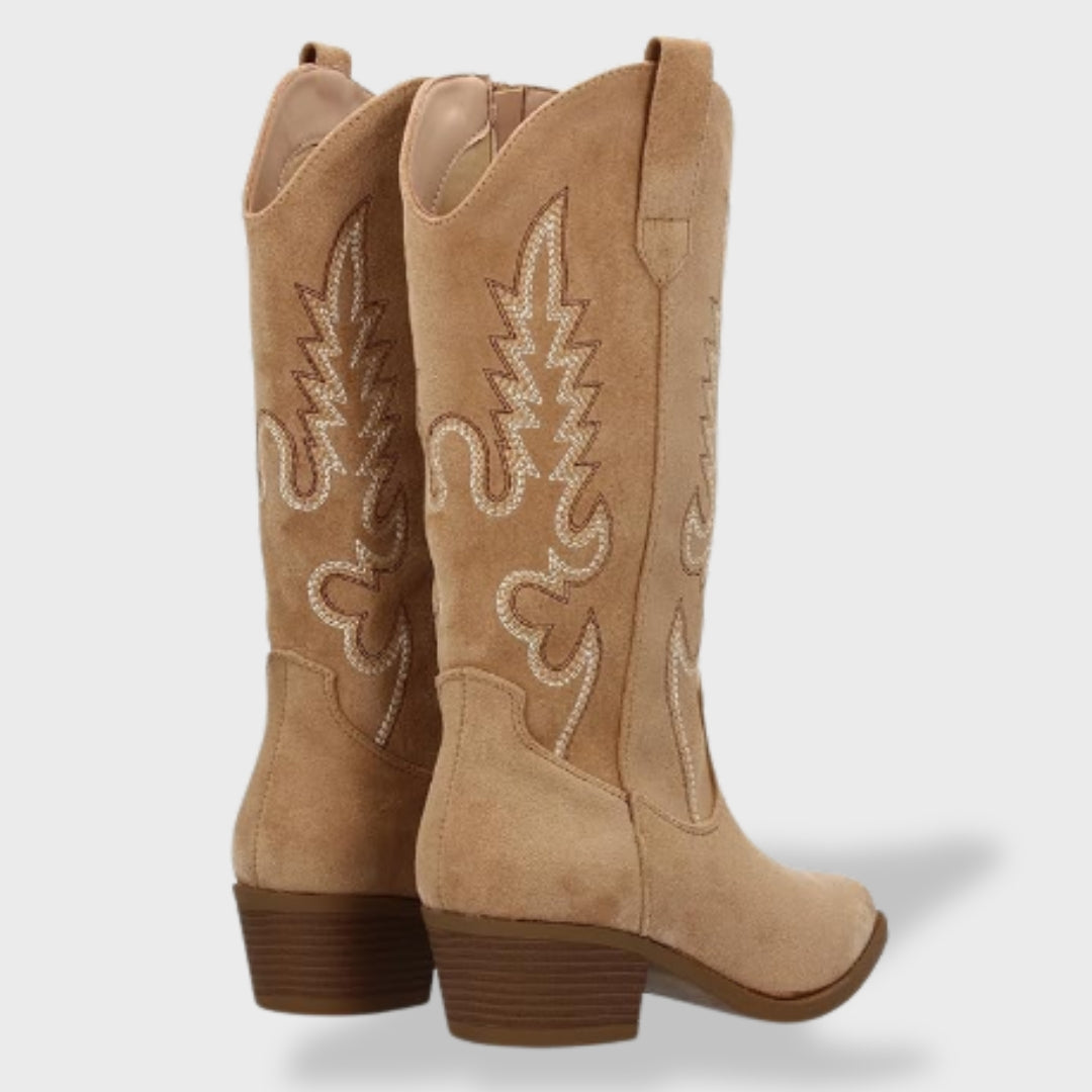 Sofía | Botas cowboy de mujer con bordado y tacón bajo, Tacones, look completo | Moda Acosta