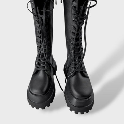 Botas Altas Mujer Negras con Cordones y Suela Track