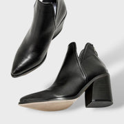 Botines Vaqueros Mujer con Tacón Alto, pantalón de moda, primer plano | Moda Acosta