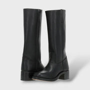 Botas Altas Elegantes con Suela Estructurada, botas de moda, vista lateral | Moda Acosta