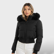 Chaqueta corta con capucha y piel sintética, abrigo de invierno, vista lateral | Moda Acosta