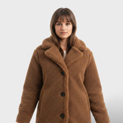 Abrigo Largo de Invierno Piel Sintética, abrigo de invierno, vista lateral | Moda Acosta