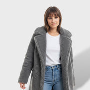 Abrigo Teddy Largo Mujer | Cálido y con Estilo, abrigo de invierno, vista lateral | Moda Acosta