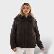 Abrigo casual con cuello desmontable mujer, abrigo de invierno, detalle de tela | Moda Acosta