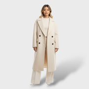 Abrigo elegante de lana con doble botonadura, abrigo de invierno, vista frontal | Moda Acosta