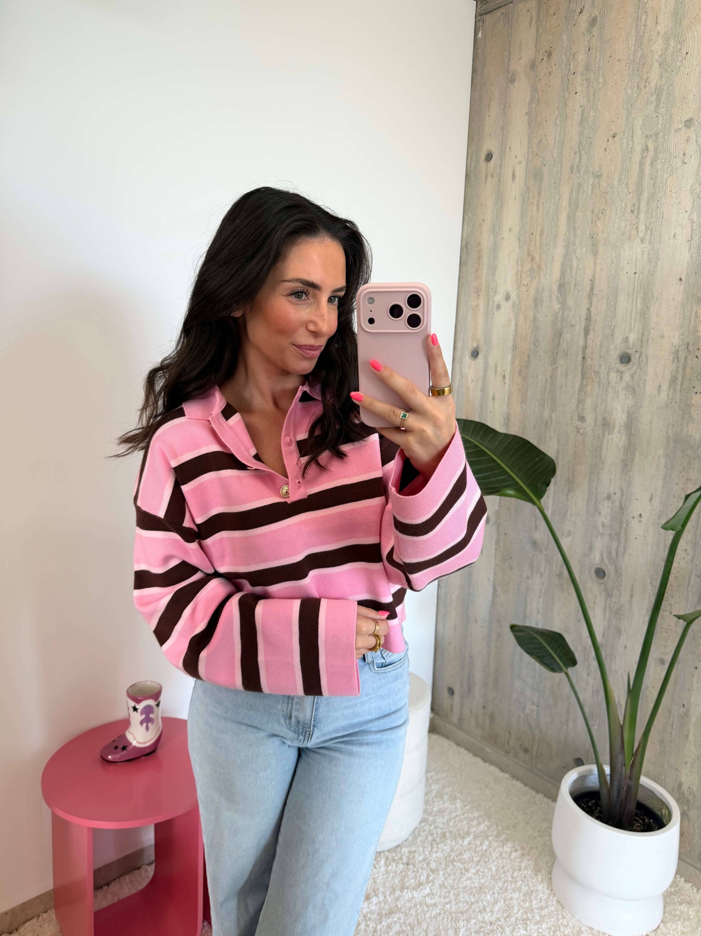 Gestreifter Polo-Strickpullover – Rosa/Braun