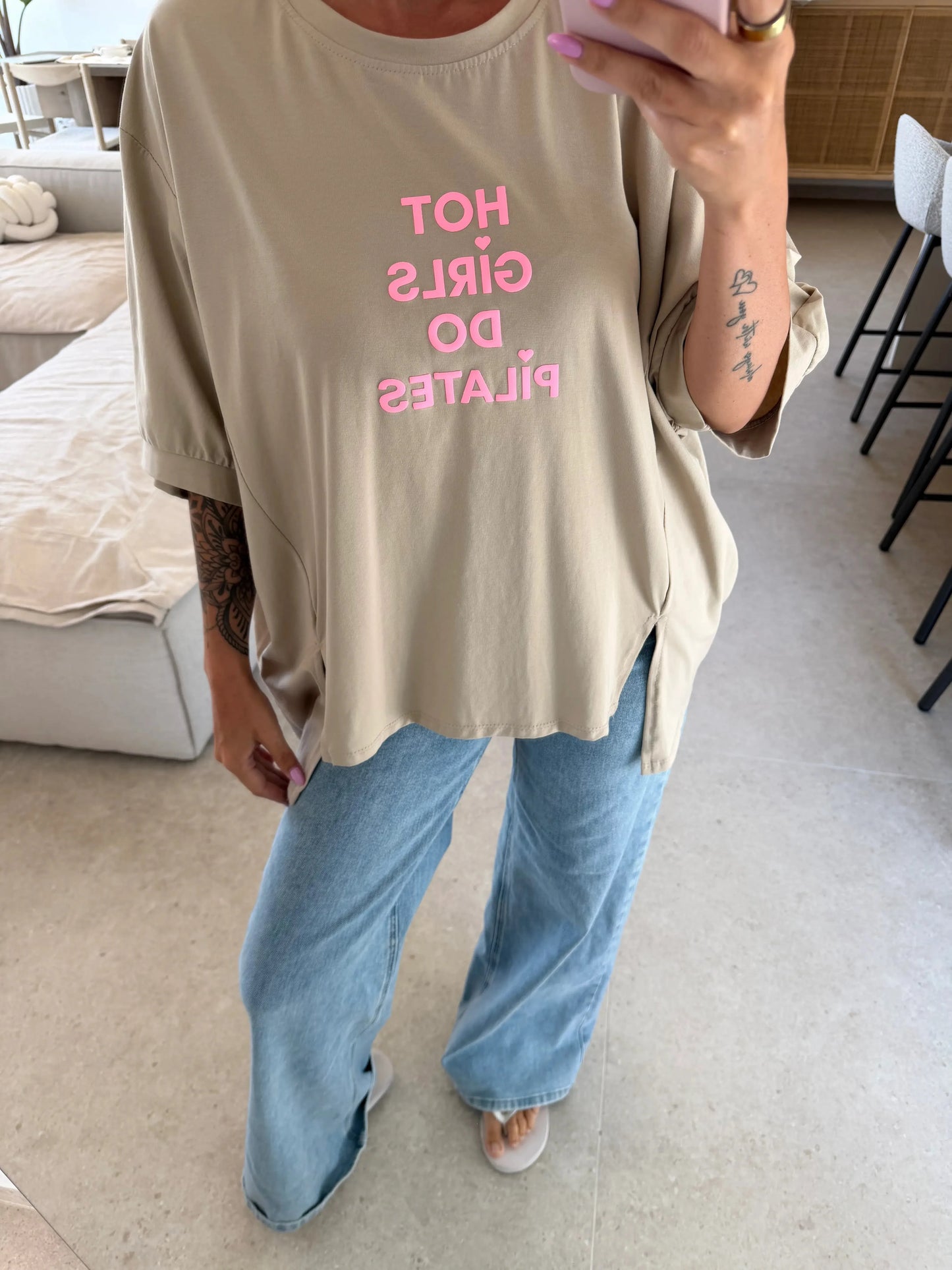 Hot Girls Do Pilates T-Shirt - Beige