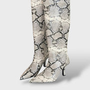 Botas Altas de Cuero Mujer Estilo Cowboy, botas de moda, detalle de tela | Moda Acosta