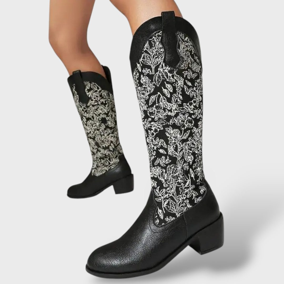 Botas Mujer Bordadas Tacón Cuadrado Elegantes, Tacones, vista lateral | Moda Acosta