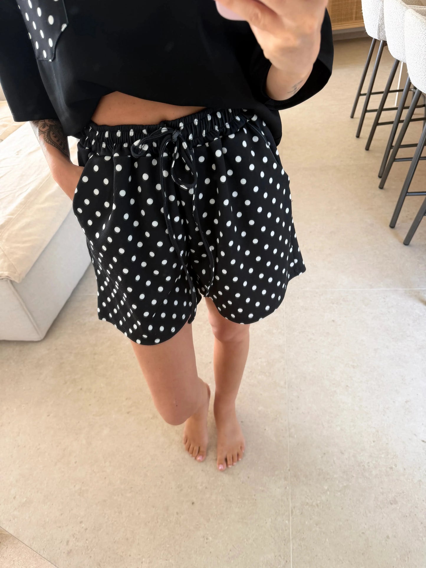Punkte Shorts – Schwarz