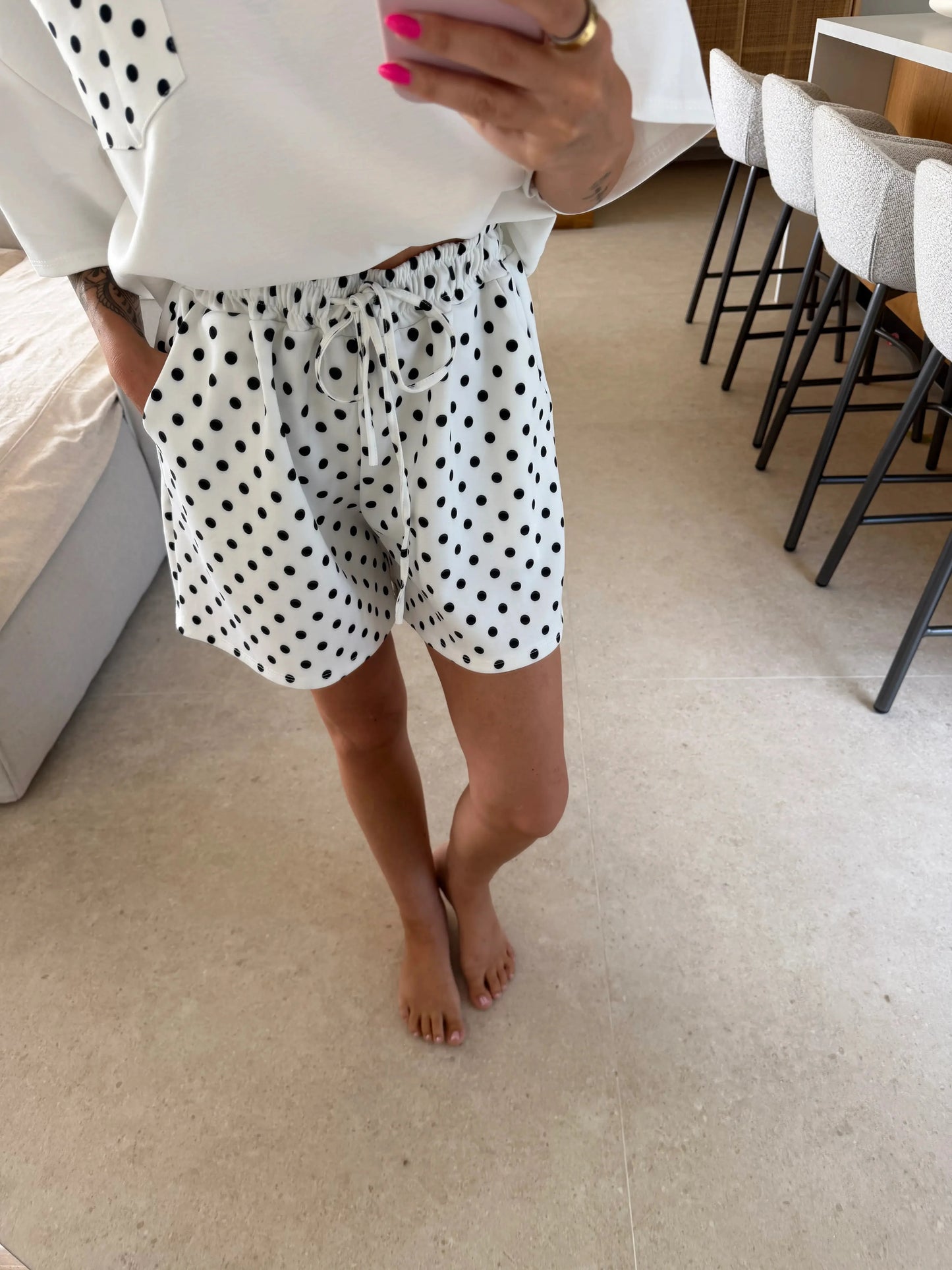 Punkte Shorts – Weiß
