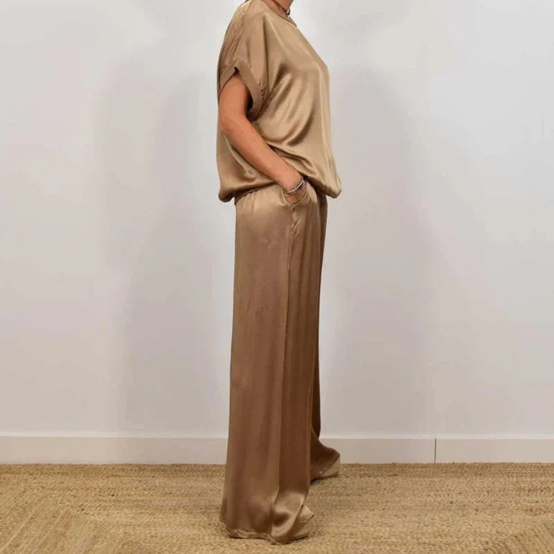 Riviera Silhouette, conjunto de moda, acabado y textura | Moda Acosta