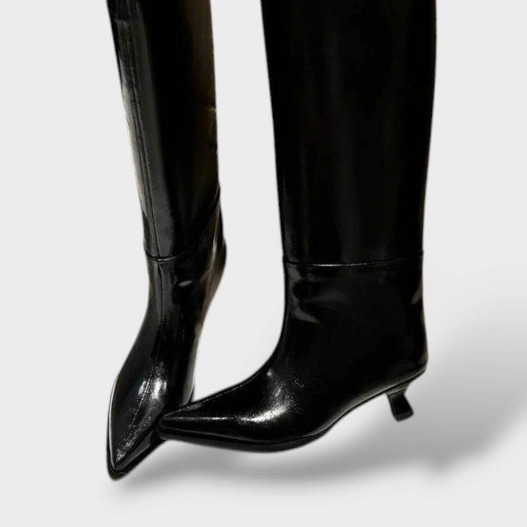 Botas Altas de Cuero con Tacón Bajo, Tacones, vista frontal | Moda Acosta